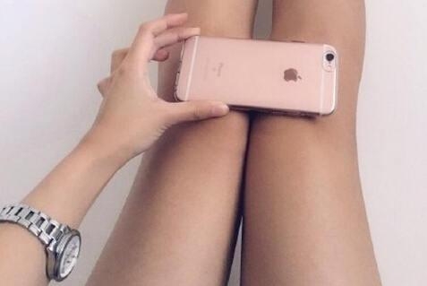 iPhone6 legs